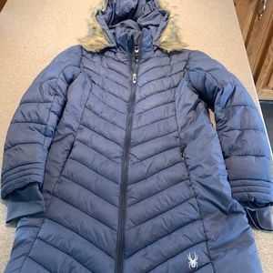 Spyder puffer long jacket size S/P great condition.
